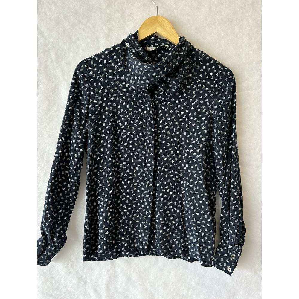 Vintage 80's Burberrys Blue Silk Button Up Blouse Size 6 Lapel Neck Long Sleeve - Picture 4 of 9